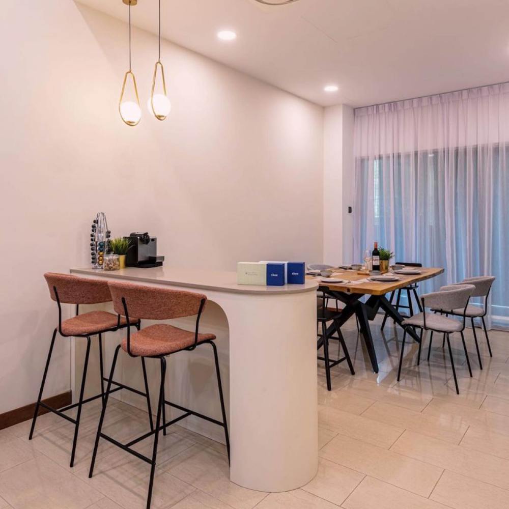 Shop Comfortable Bar Chairs From Comfort Design SG